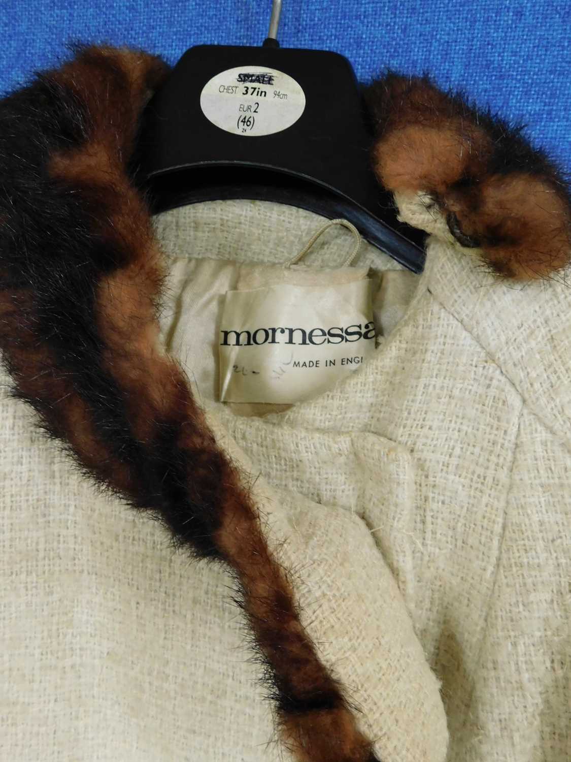 Three lady's coats, to include a tweed, cream and fur trimmed coat by Mornessa, a mid 20th Century - Image 5 of 5