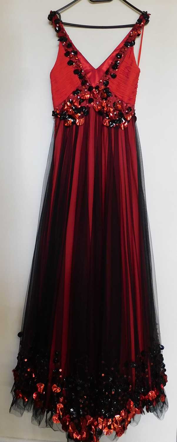 A red and black gown, the red silk with black net overlay, sleeveless with ruched bust and sequinned - Image 2 of 5
