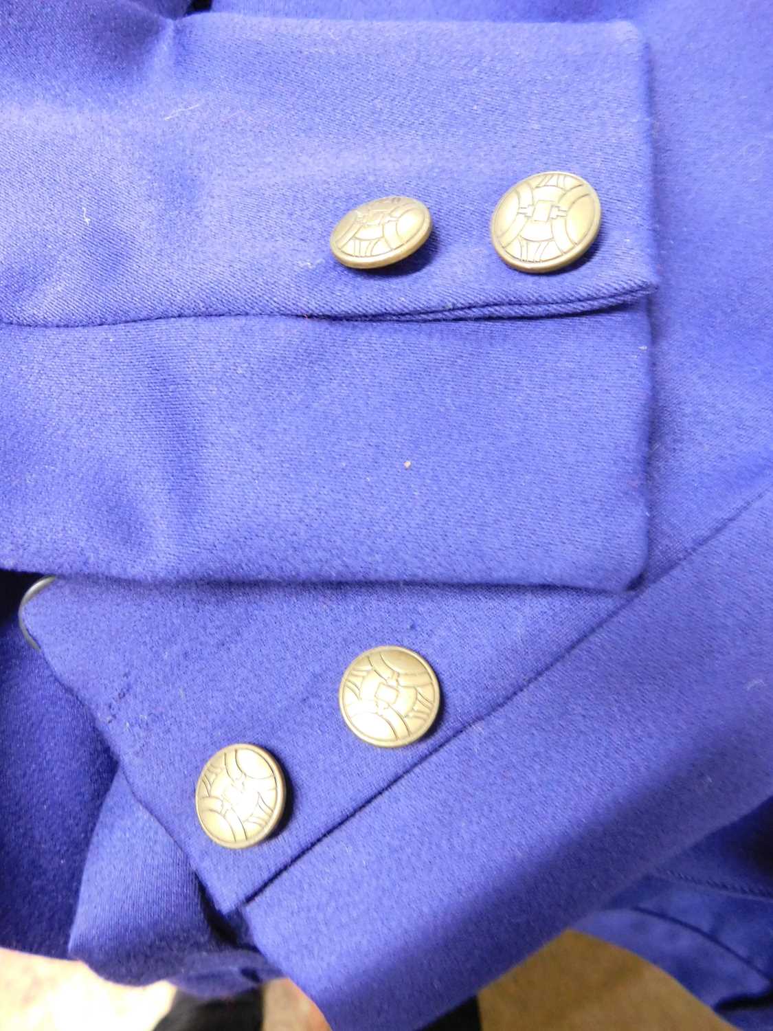 A lady's Versace 'Versus'two piece suit, the crossover button front cropped jacket, withfront flap - Image 7 of 10