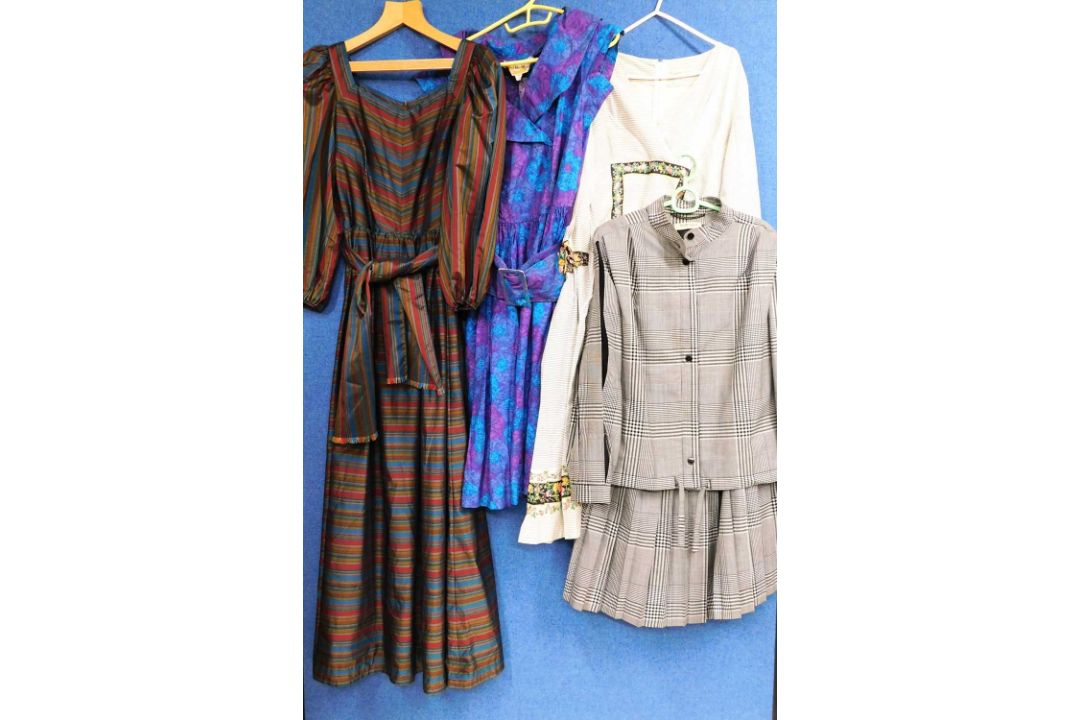 Four items of mid to late 20th Century lady's wear: to include a black and white two piece suit by - Image 4 of 7