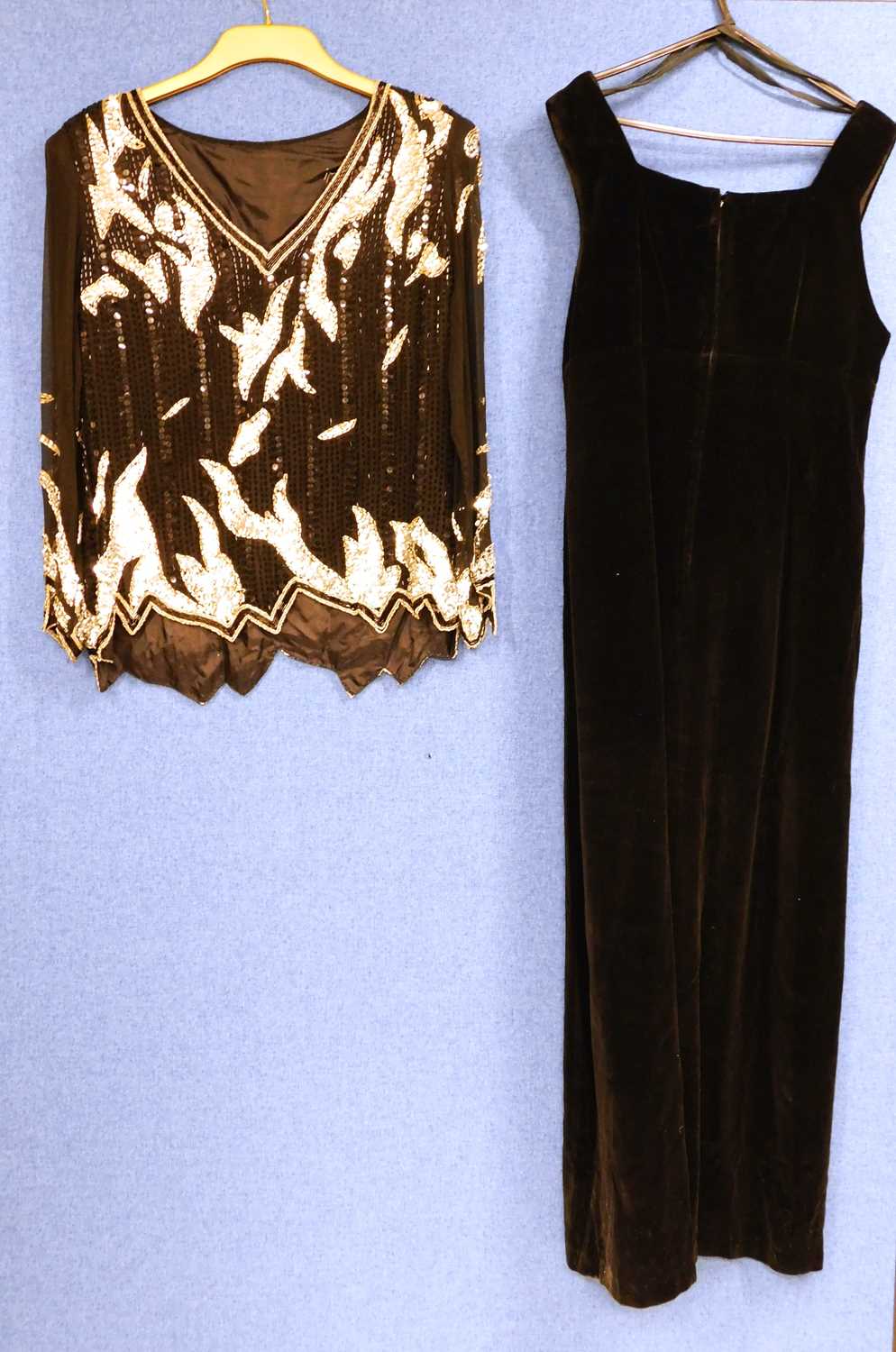 Two items of lady's evening wear, to include a black beaded and silver sequinned silk top by Sho Max - Image 2 of 5