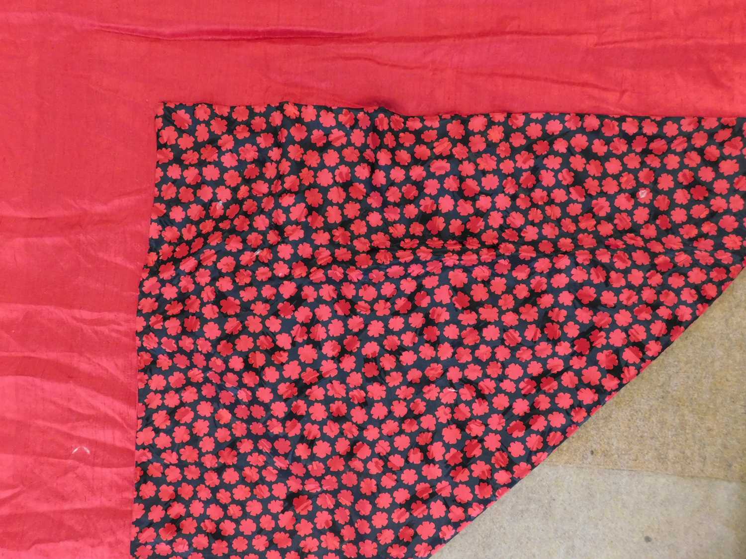 A red raw silk cocktail dress and matching pashmina/shawl, with off-the-shoulder scoop neckline, - Image 7 of 7