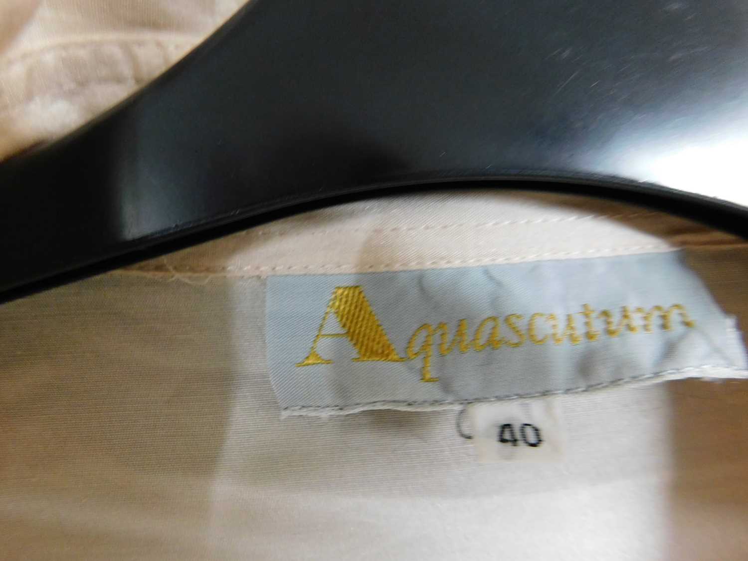 A lady's pale pink silk shirt by Aquascutum, size 40 - Image 4 of 6