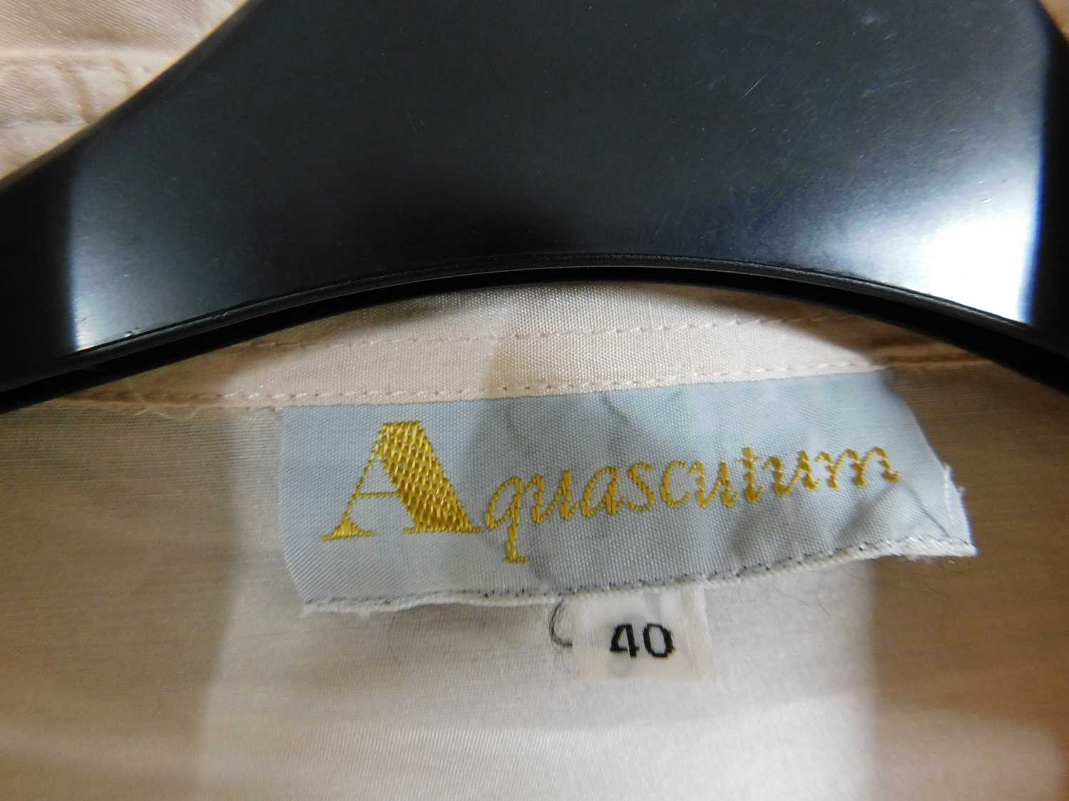 A lady's pale pink silk shirt by Aquascutum, size 40 - Image 2 of 6