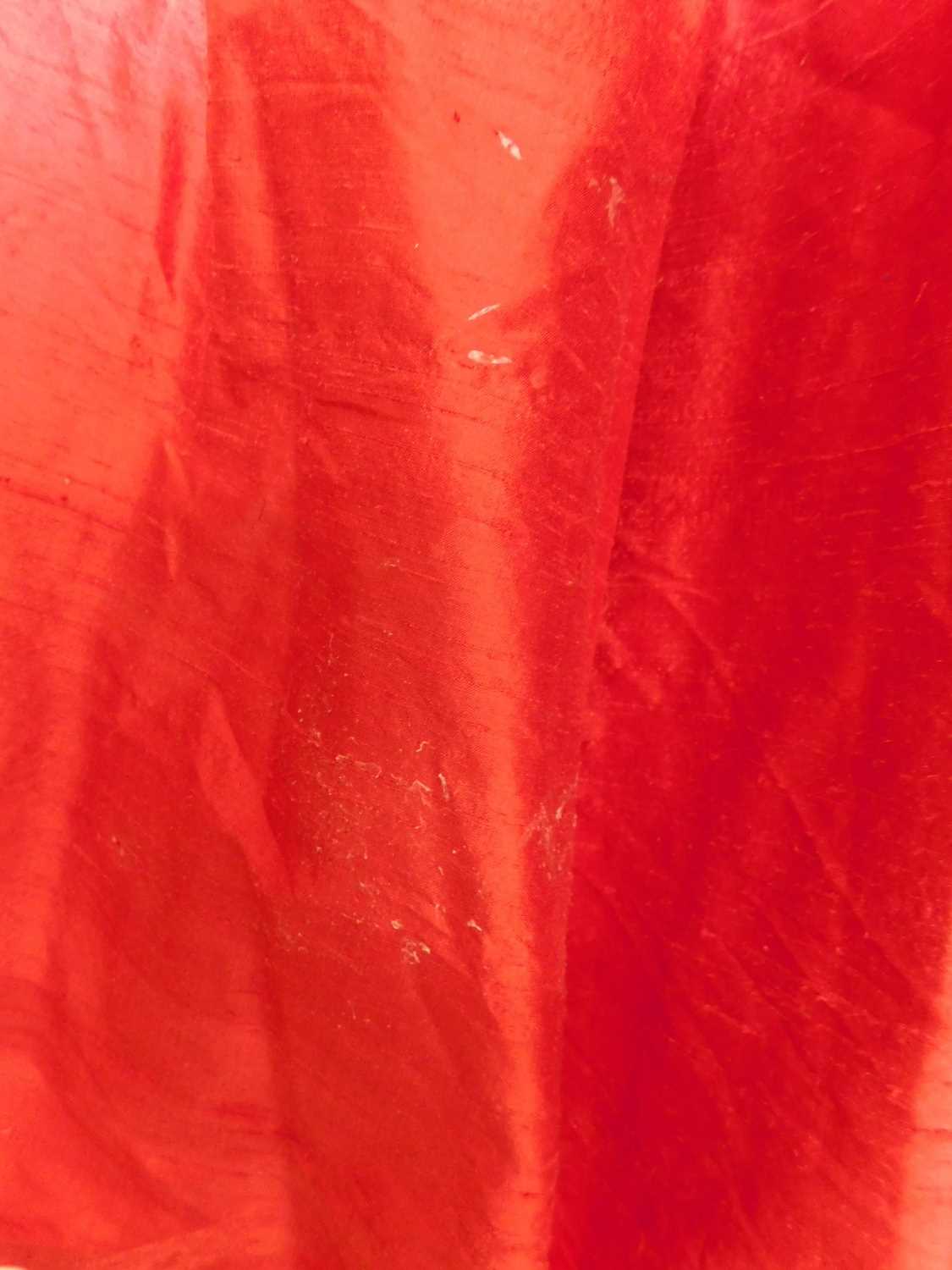 A red raw silk cocktail dress and matching pashmina/shawl, with off-the-shoulder scoop neckline, - Image 6 of 7