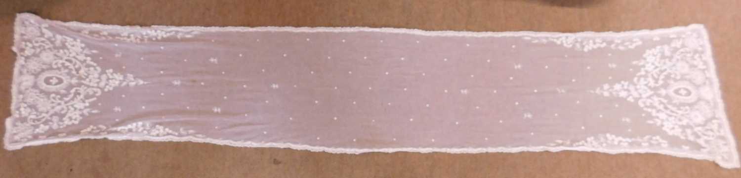 A late 19th/early 20th century machine lace shawl, approx. 50 x 246cm long - Image 2 of 5