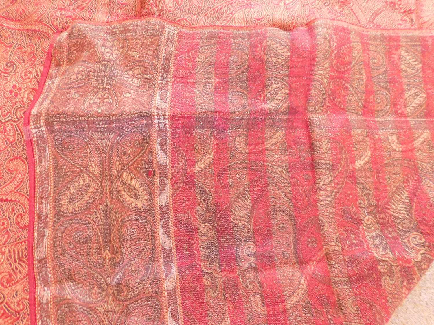 A Norwich silk shawl, in red paisley pattern, approx. 87 x 89cm edges slightly frayed but overall - Image 3 of 3