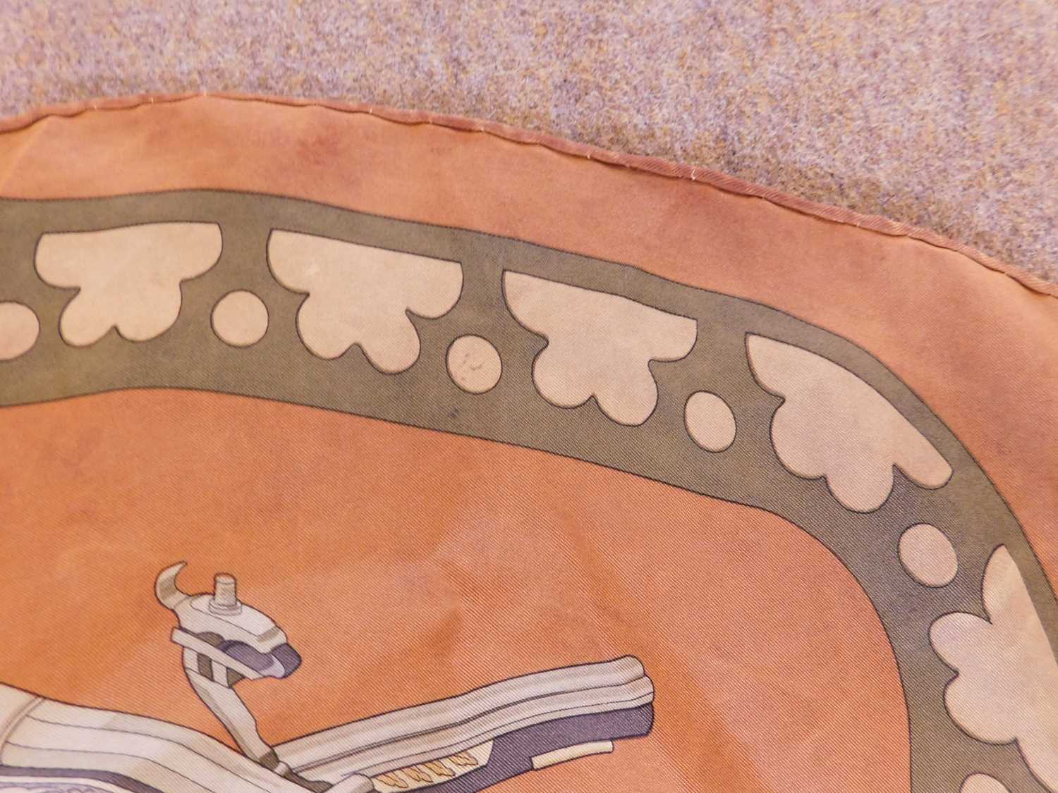 An Hermes 'Diane' scarf, in shades of brown, approx. 87 x 87cm - Image 4 of 6