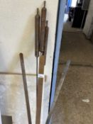 Set of metal 4ft bull rushes