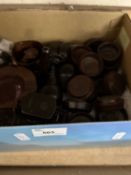 Quantity of assorted bakelite items