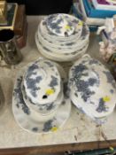 A part Wedgwood lilac dinner service