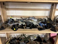 Quantity of modern model aircraft