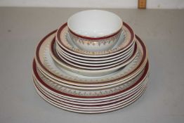 Quantity of Moyat table wares