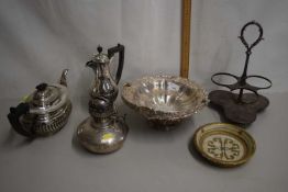 Mixed Lot: Various silver plated wares