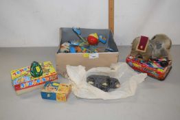 Mixed Lot: Vintage toys to include a bubble elephant, a wind-up tortoise, a Clever Bear model, a