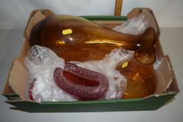 Mixed Lot: Amber glass vases, further Art Glass vase, modern paperweight etc