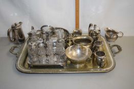 Mixed Lot: Various silver plated wares to include large serving tray, cruet set, tea wares etc