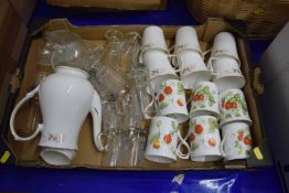 Mixed Lot: Ceramics, mugs and glassware