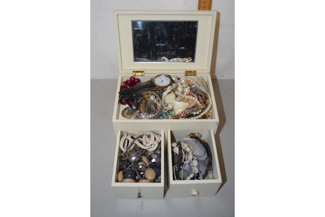 Jewellery box and various costume jewellery