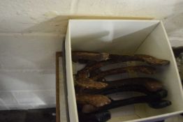 Quantity of horse shoes