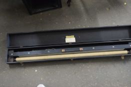 A projector screen and case