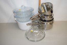 Mixed Lot: Saucepans and other kitchen wares