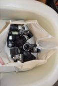 Quantity of mixed SLR cameras