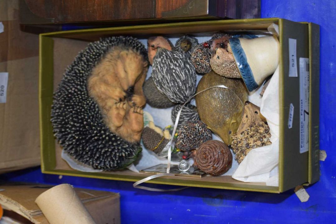 Box of hedgehog models