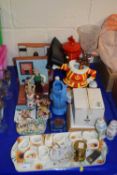 Wallace & Gromit clock, various ceramics, napkin rings etc