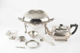 A collection of silver, to include a pierce-decorated sguare dish, Birmingham 1931, 9.5cm wide, an