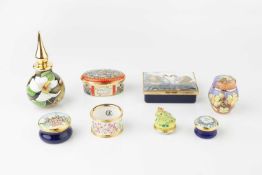 A Halcyon Days enamel limited edition rectangular 'Royal Swans' box, 8.5cm wide, no.57/200 with