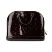 A Louis Vuitton ‘Alma PM’ in patent leather Monogram Vernis Burgundy. Glossy. Made in France