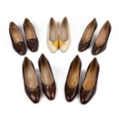 Five pairs of vintage Gucci shoes in a classic court style, all made in Italy and to include four in