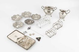 An Edwardian Scottish silver twin handled sucrier, and matching milk jug, Glasgow 1904, a pair of