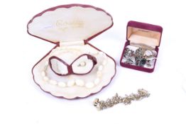 A bi-colour wedding band and various costume jewellery.