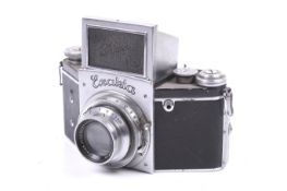 An Ihagee Exakta Dresden 127 4x6.5 SLR camera. With a Carl Zeiss Jena 75mm f2.