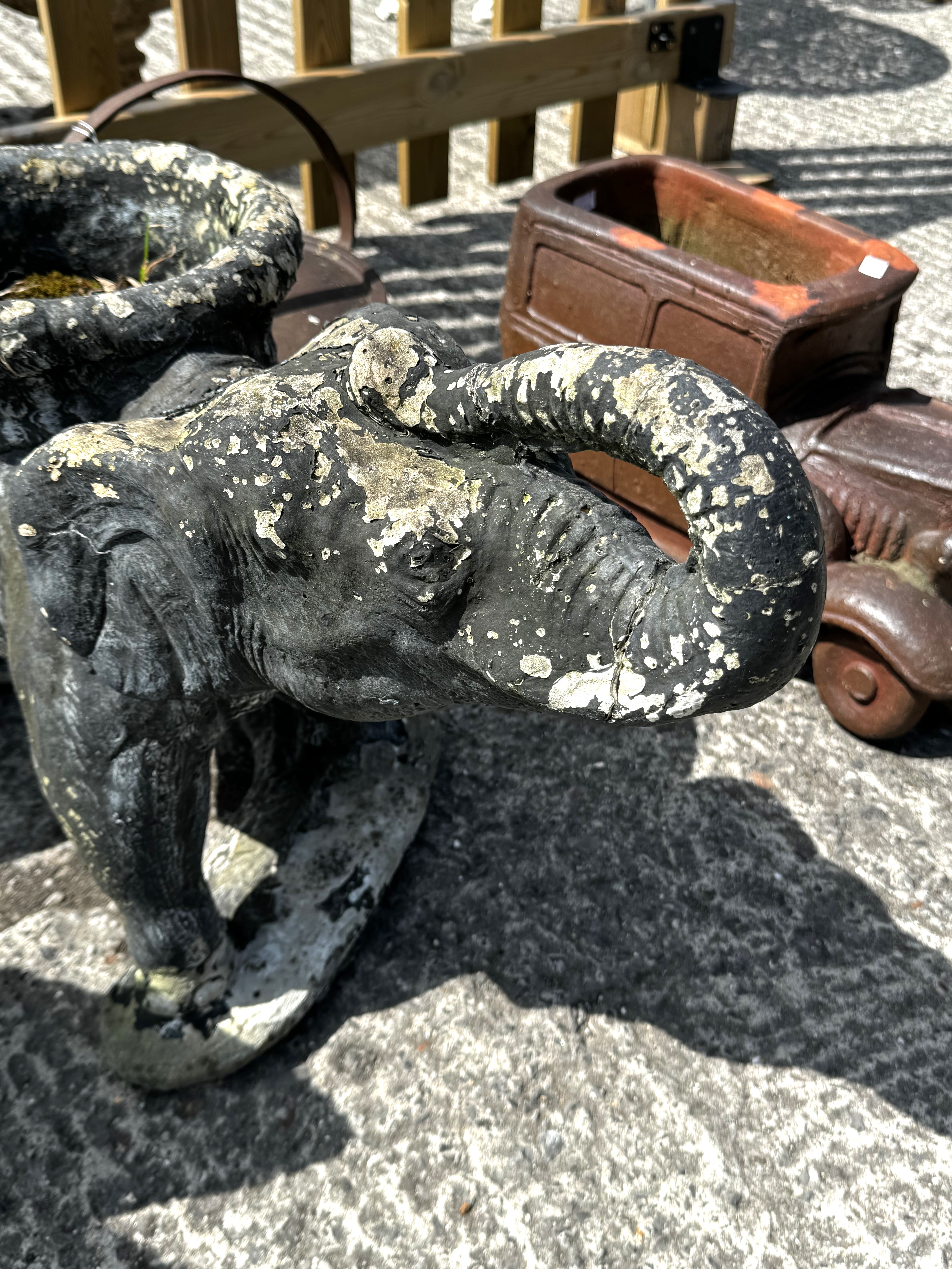 Three garden ornaments, a plant pot and a cauldron. - Image 2 of 3