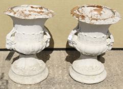 A pair of saltglazed urns.