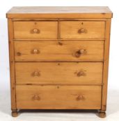 A 20th century pine chest of drawers.