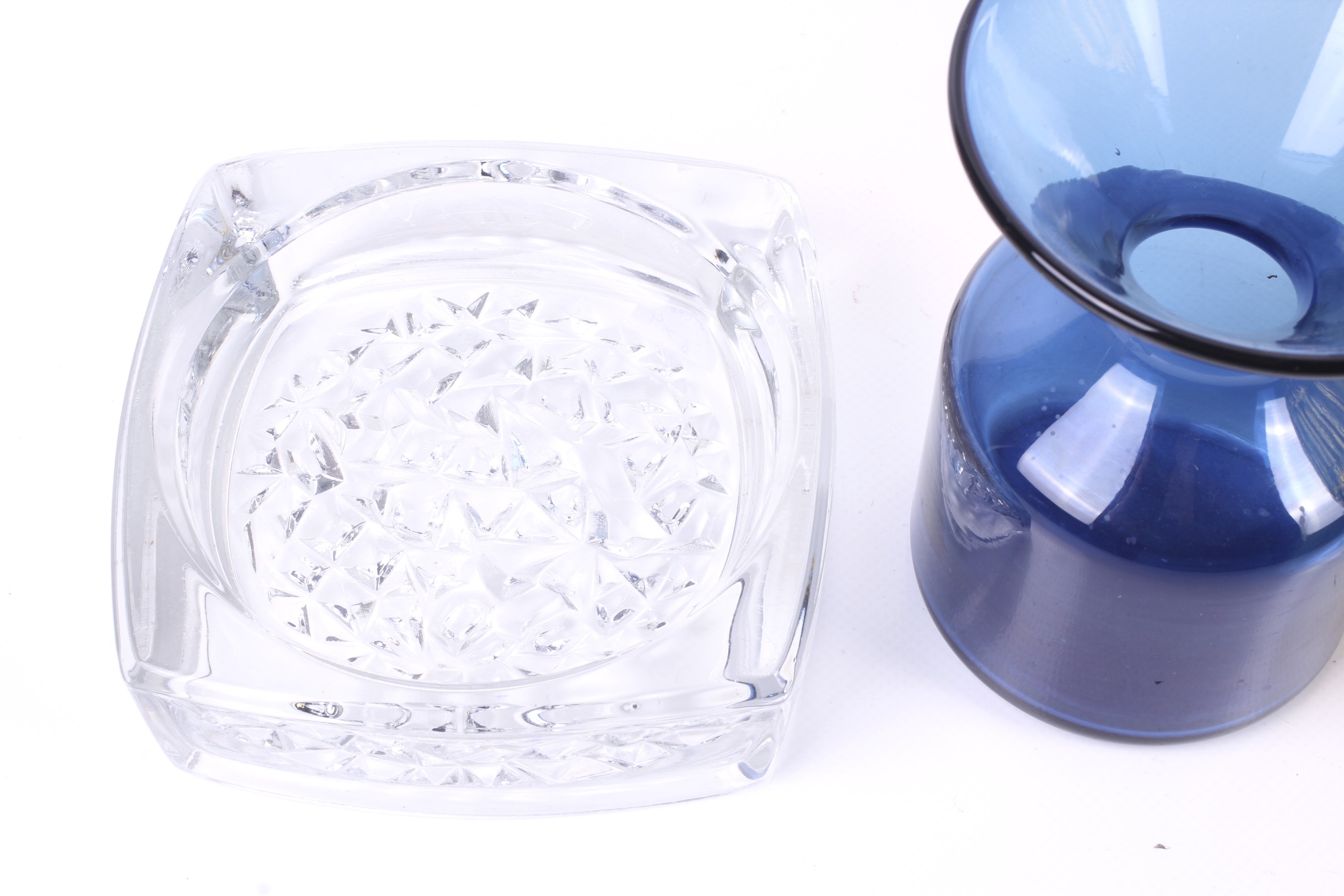 Four mid-century glass items. - Image 2 of 2