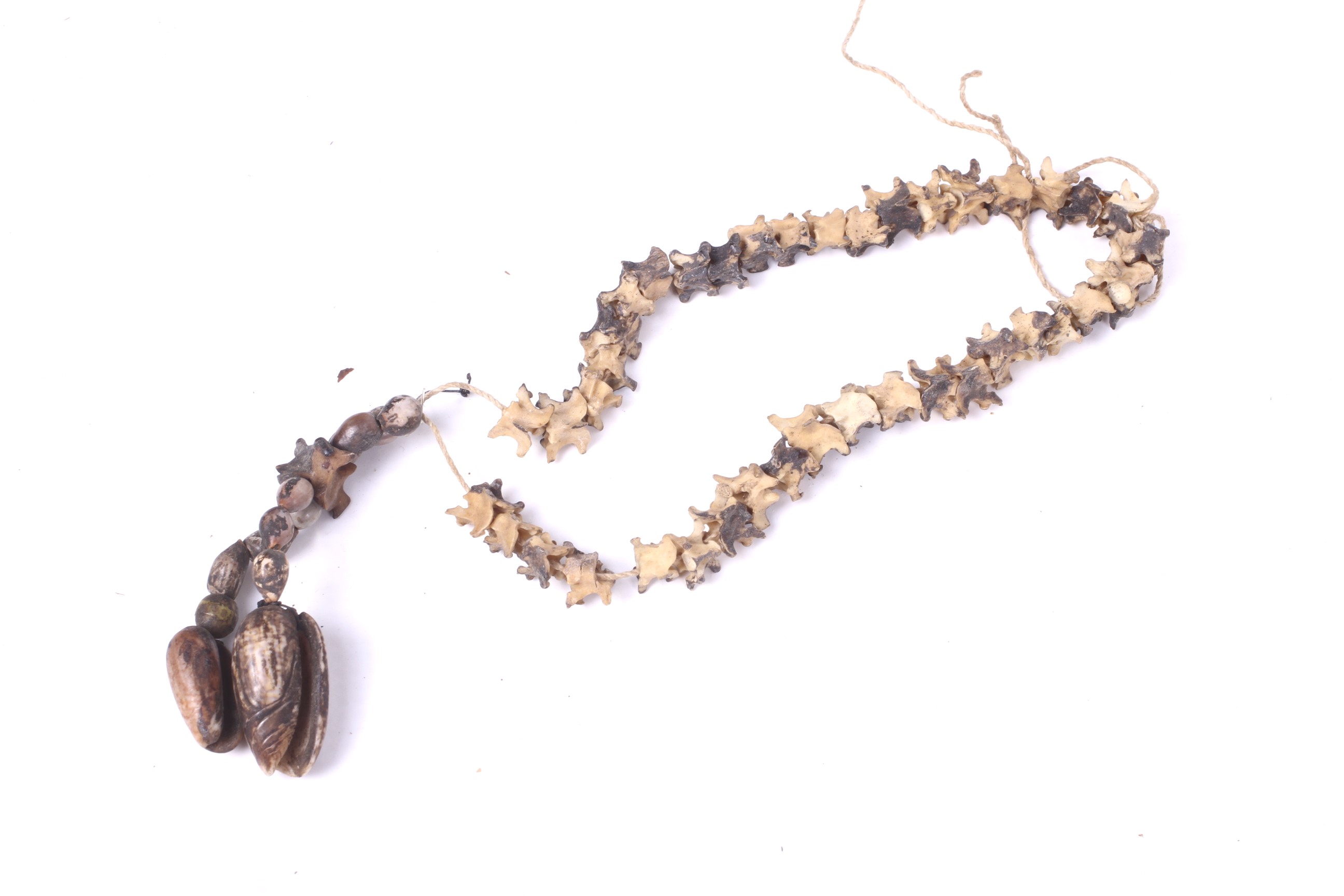 Papua New Guinea. A collection of accessories, jewellery, etc. - Image 8 of 8