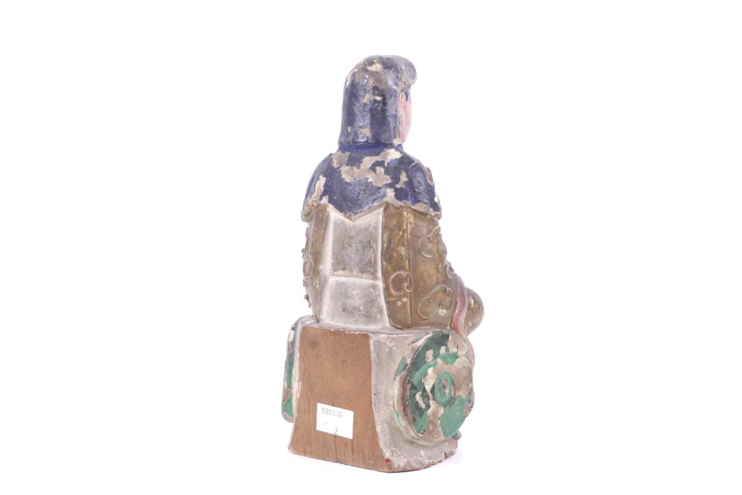 A Qing dynasty Chinese painted wooden seated Guanyin. - Image 2 of 2