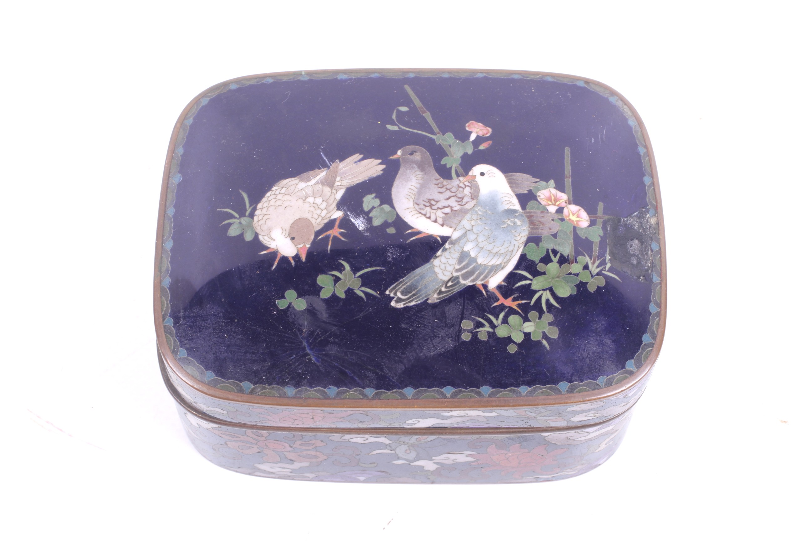 A Japanese Meiji period cloisonne enamel box. - Image 2 of 3