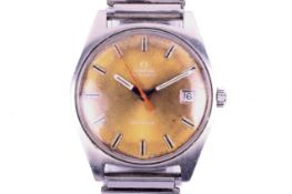A vintage Omega Geneve gentlemans bracelet watch.