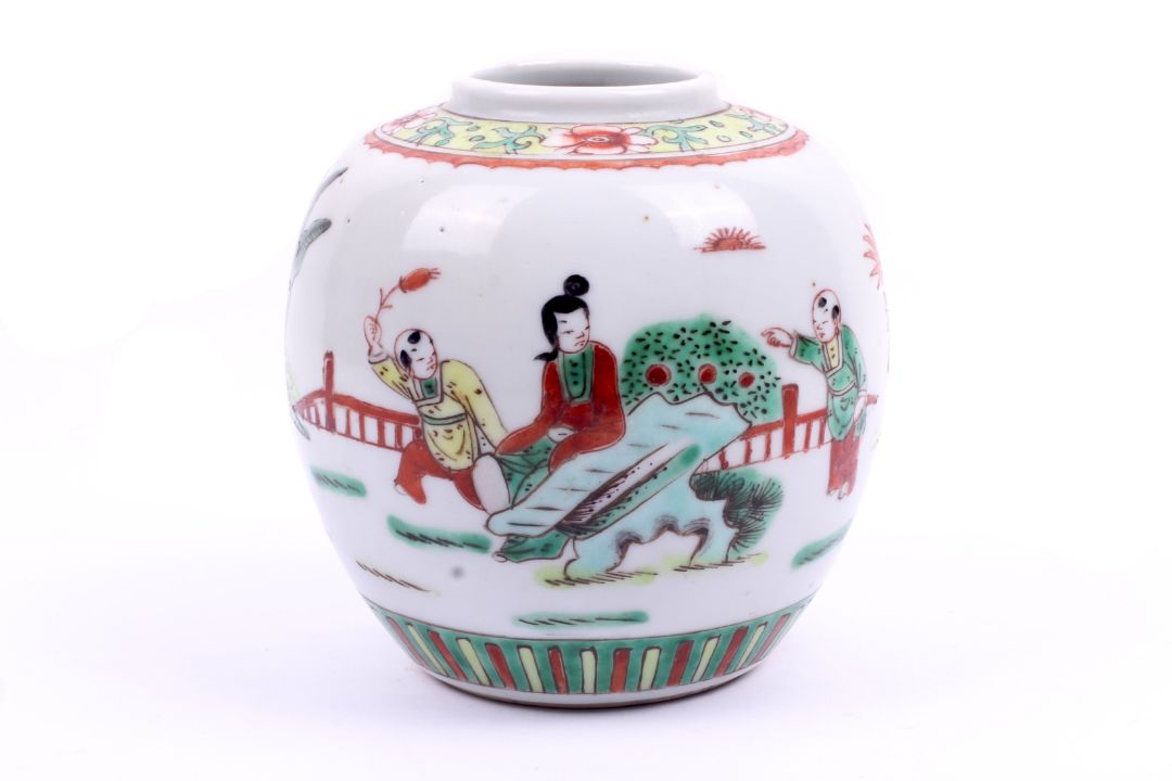 A 19th century famille verte small ginger jar. - Image 1 of 4