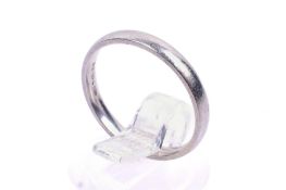 A 950 platinum wedding band. With hallmarks for Hallmarks for CPM, Birmingham 2007, 3.3g, boxed.