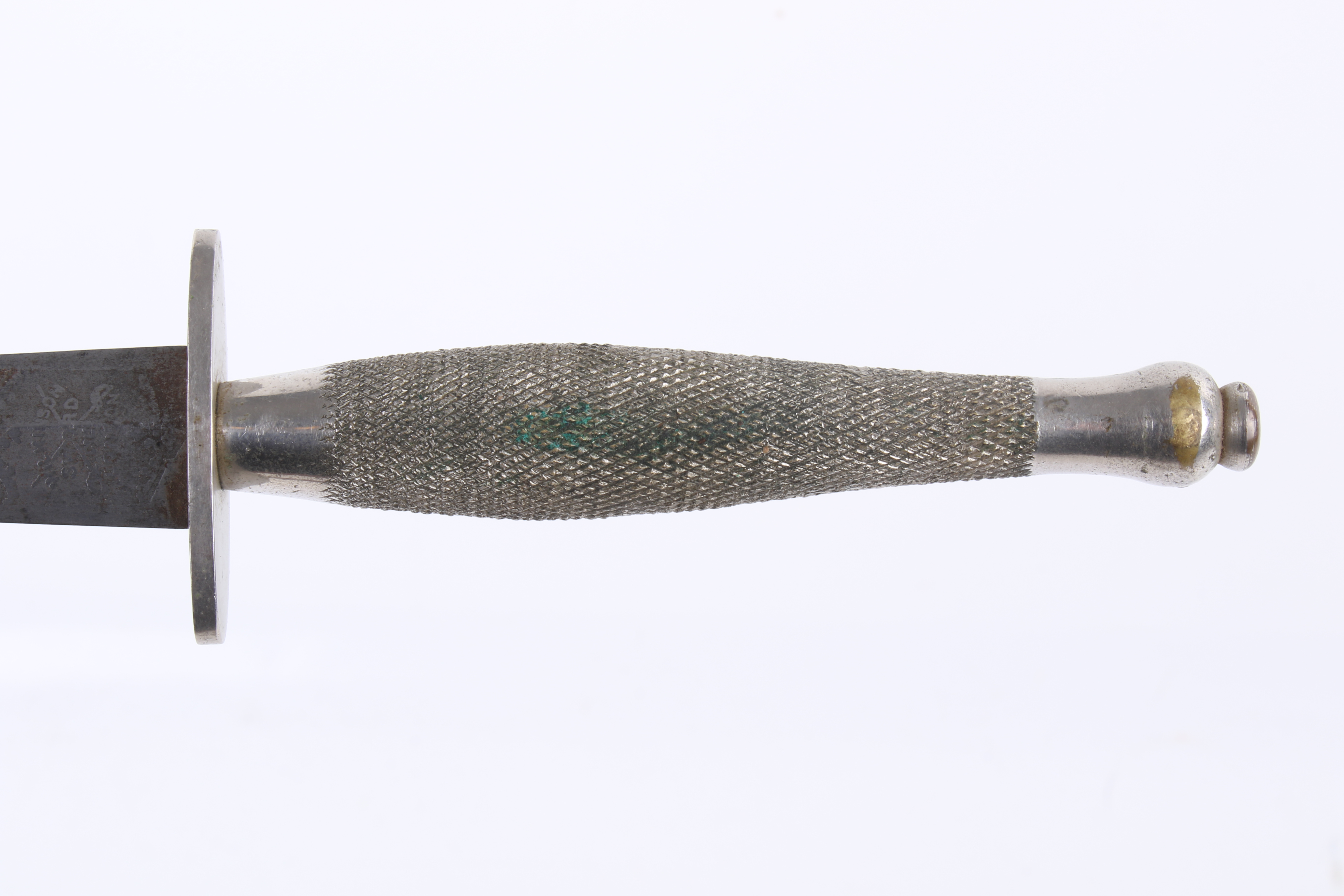 A WWII Fairbairn Sykes second pattern fighting knife. - Image 9 of 15