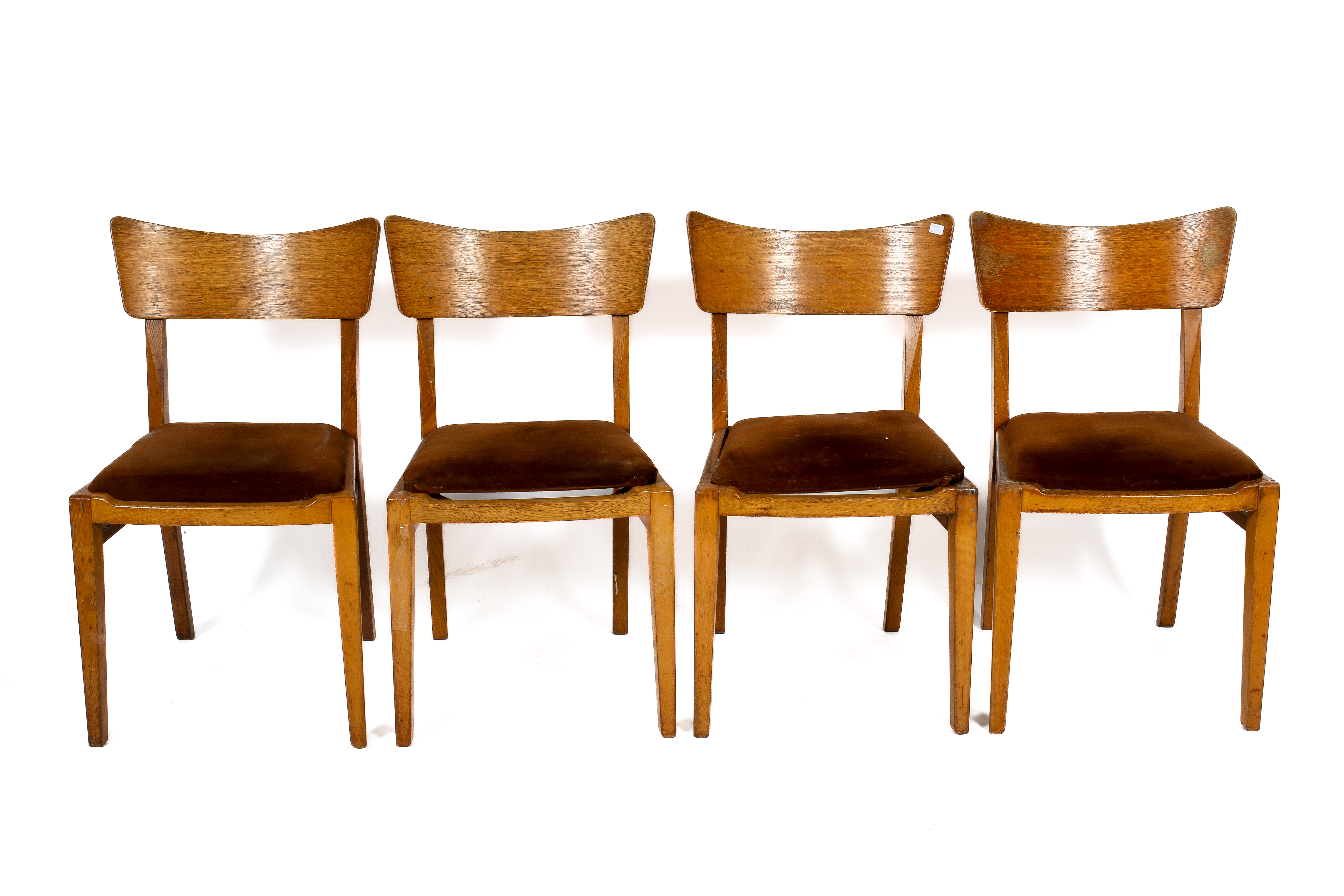 A mid-century G-Plan oak drop leaf table and four chairs by E Gomme. H75cm x W80cm x D138cm (open). - Image 4 of 5