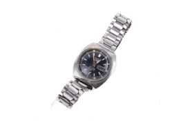 A Seiko 5 sports watch . With date aperture to the dark blue/black face, marked Japan 6119 - 60205.