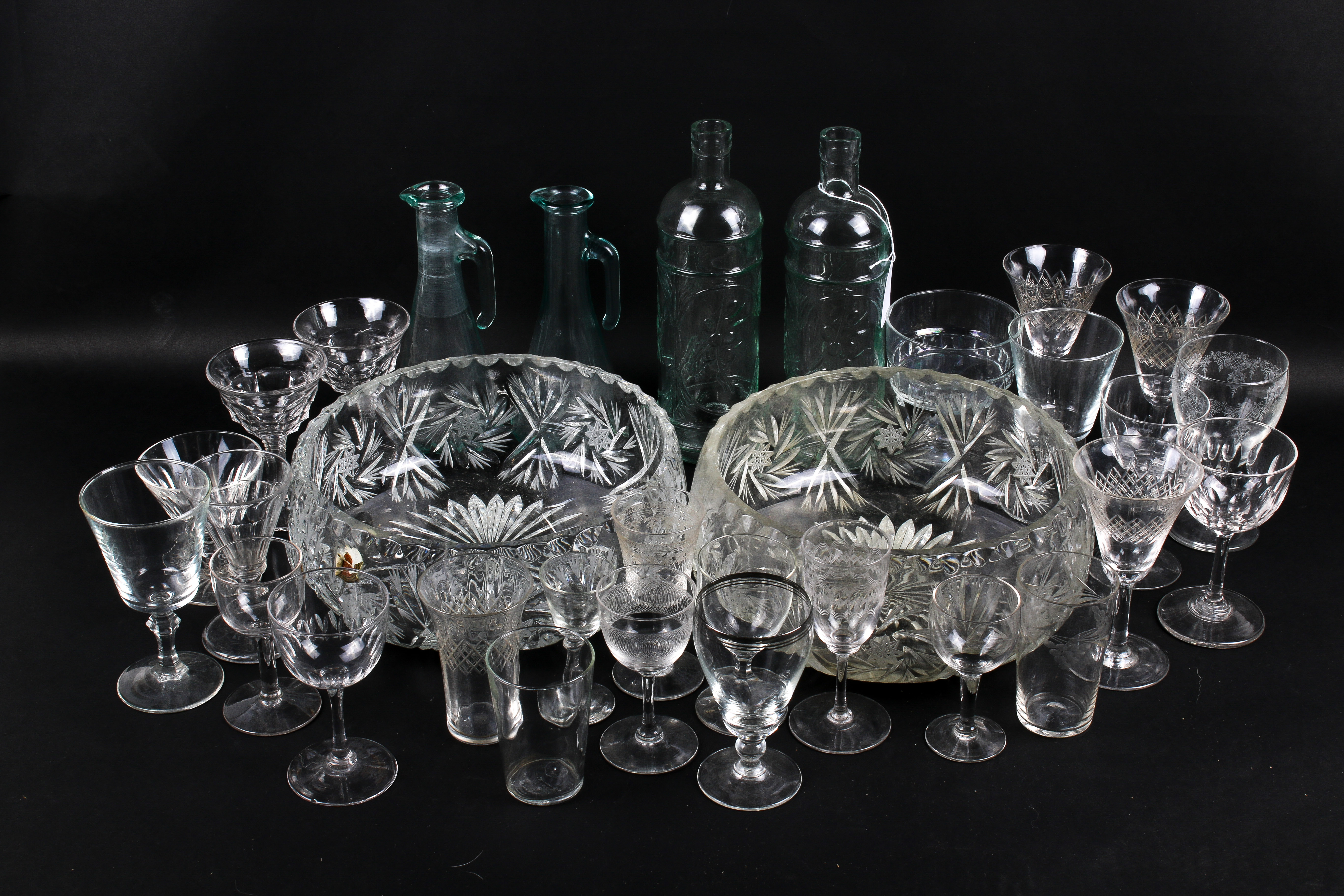 A collection of 20th century and later glassware.